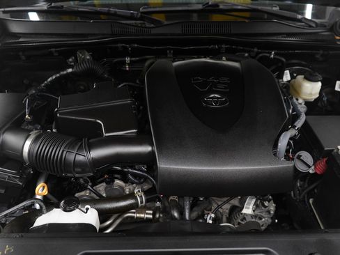 Used 2021 Toyota Tacoma SR image 29