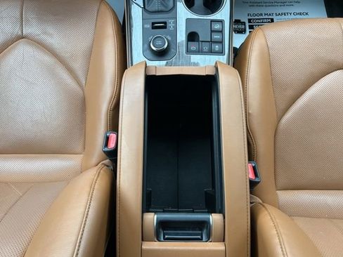 Used 2024 Toyota Highlander Platinum AWD/4WD image 20