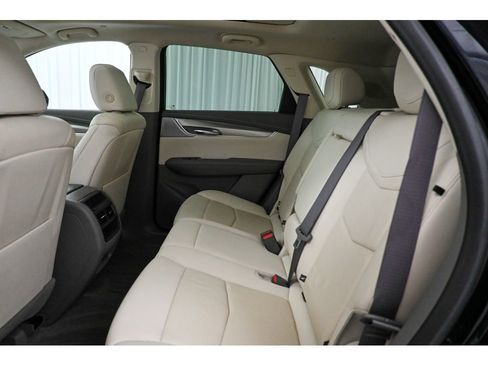 Certified 2021 Cadillac XT5 Premium Luxury image 26