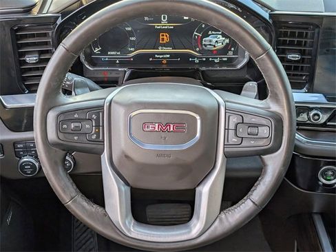 Certified 2024 GMC Sierra 1500 SLT image 11