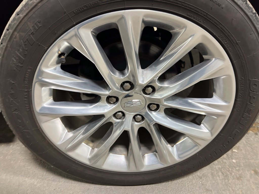 Used 2019 Cadillac Escalade Platinum AWD/4WD image 43