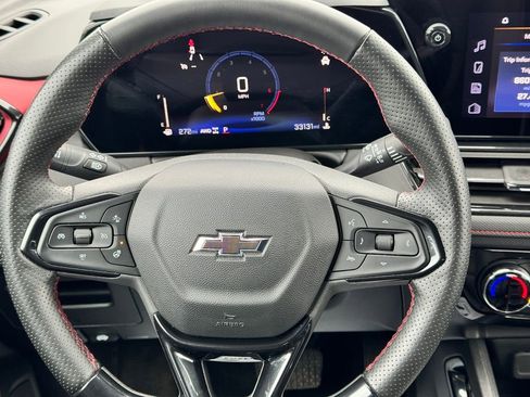 Used 2024 Chevrolet TrailBlazer RS image 17