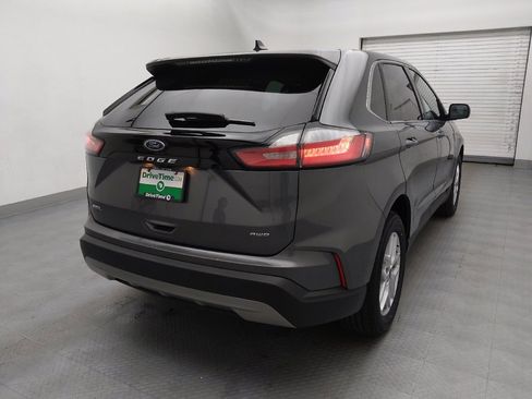 Used 2024 Ford Edge SEL image 7