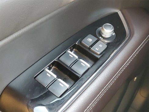 Used 2025 MAZDA CX-5 Signature image 17