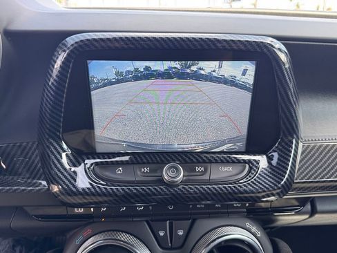 Used 2018 Chevrolet Camaro SS RWD image 28