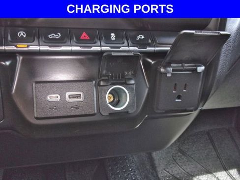 Used 2021 Chevrolet Silverado 1500 Custom AWD/4WD image 4