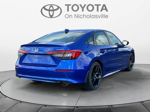Used 2024 Honda Civic Sport image 5