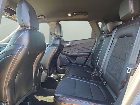 Used 2024 Ford Escape ST-Line image 15