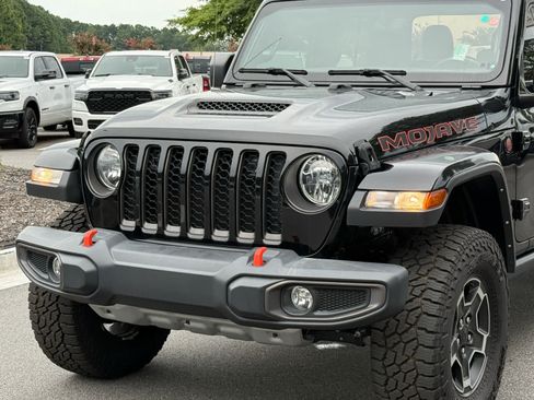 Used 2022 Jeep Gladiator Mojave w/ Trailer Tow Package AWD/4WD image 9