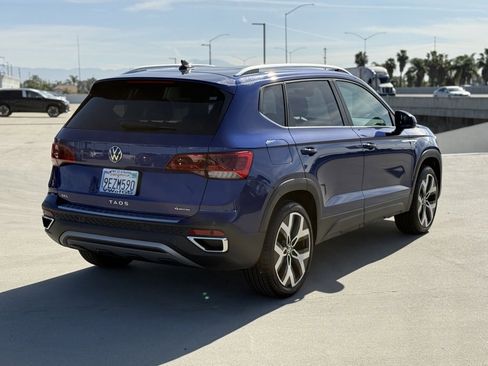 Used 2023 Volkswagen Taos SEL image 7