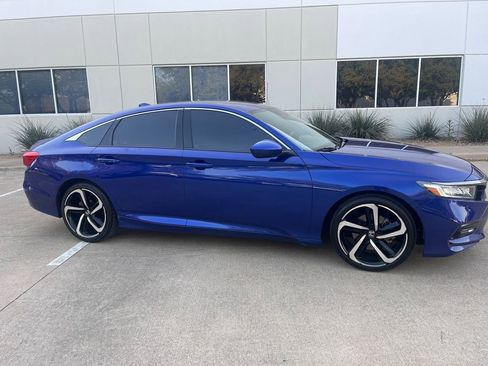 Used 2018 Honda Accord Sport image 11