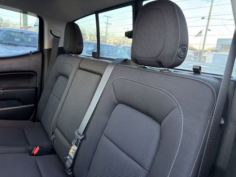 Used 2016 Chevrolet Colorado LT w/ LT Convenience Package image 35