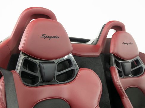 Certified 2021 Porsche 718 Boxster Spyder image 40