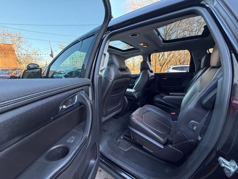 Used 2017 Chevrolet Traverse LT AWD/4WD image 23