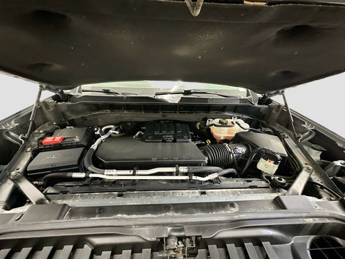 Used 2024 Chevrolet Silverado 1500 LT image 34