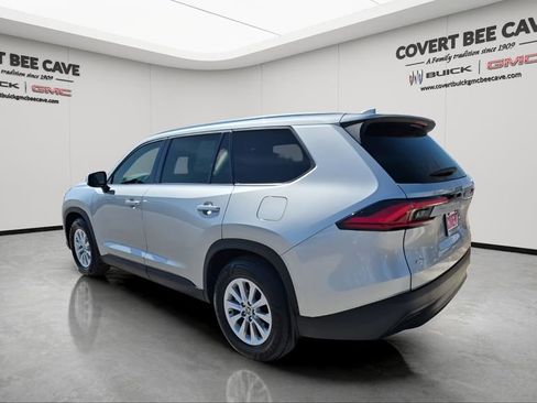 Used 2024 Toyota Grand Highlander XLE image 7