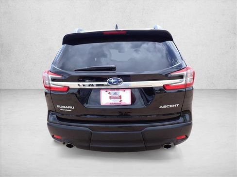 Used 2025 Subaru Ascent Premium AWD/4WD image 3