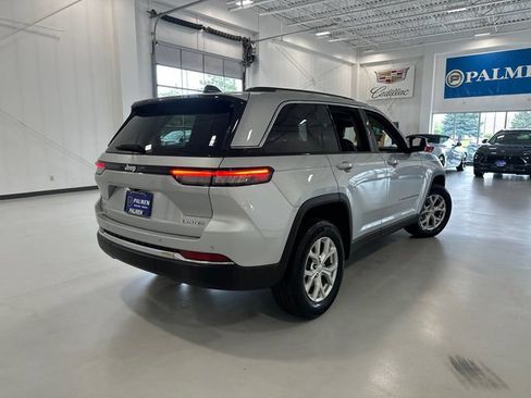 Used 2024 Jeep Grand Cherokee Limited AWD/4WD image 5