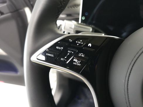 Used 2023 Mercedes-Benz S 580 4MATIC Sedan w/ AMG Line image 11