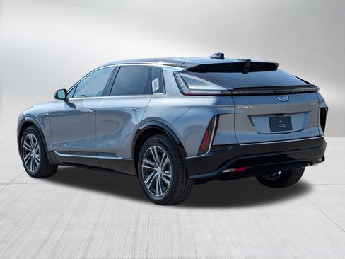 New 2026 Cadillac Lyriq Luxury w/ LPO, Floor Liner Package image 4