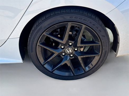 Used 2024 Honda Civic Sport image 28