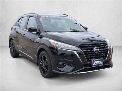 Used 2023 Nissan Kicks SR FWD image 3