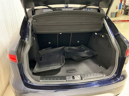 Used 2018 Jaguar F-PACE S image 24