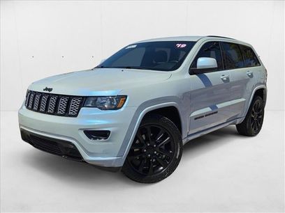 Used 2019 Jeep Grand Cherokee Altitude