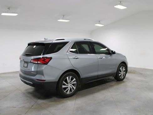 Used 2023 Chevrolet Equinox Premier image 9