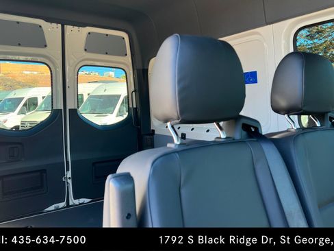 Used 2026 Mercedes-Benz Sprinter 2500 image 19