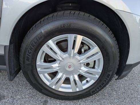 Certified 2015 Cadillac SRX Luxury w/ Driver Awareness Package image 12