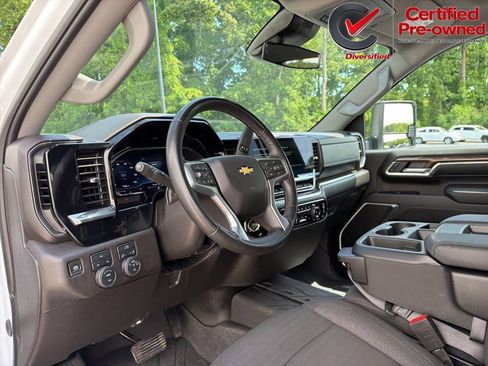 Used 2024 Chevrolet Silverado 2500 LT AWD/4WD image 57