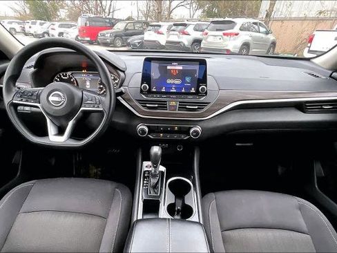 Certified 2024 Nissan Altima 2.5 SV image 15