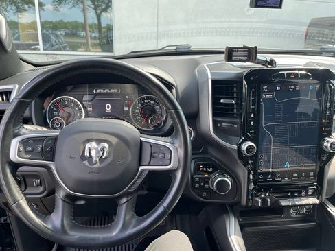 Used 2023 RAM 1500 Big Horn AWD/4WD image 14
