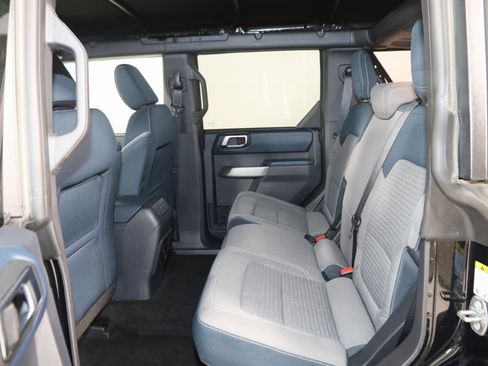 Used 2023 Ford Bronco Outer Banks image 49