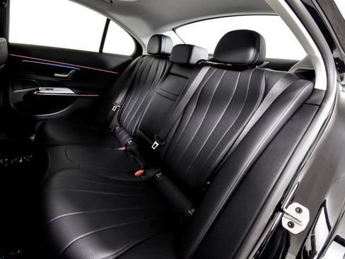 Certified 2025 Mercedes-Benz E 350 Sedan w/ Winter Package image 5