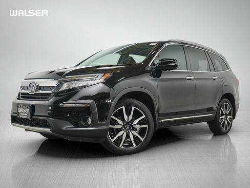 Used 2021 Honda Pilot Touring image 1