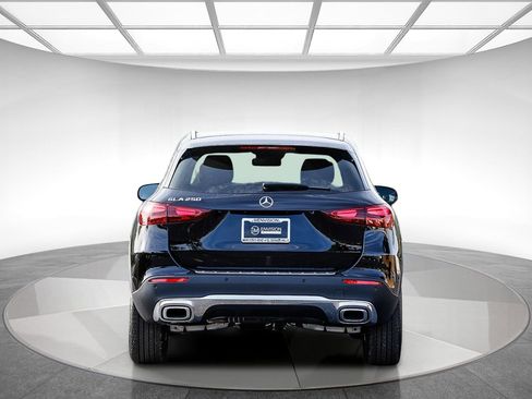 New 2025 Mercedes-Benz GLA 250 image 3
