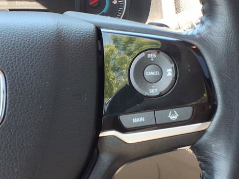 Used 2019 Honda Pilot Touring image 25
