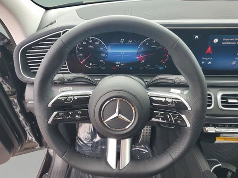 New 2026 Mercedes-Benz GLS 450 4MATIC image 28