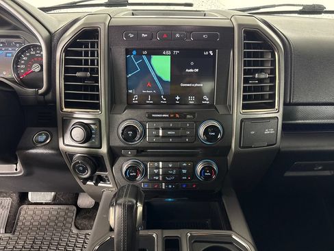 Used 2017 Ford F150 Raptor w/ Equipment Group 802A Luxury AWD/4WD image 30