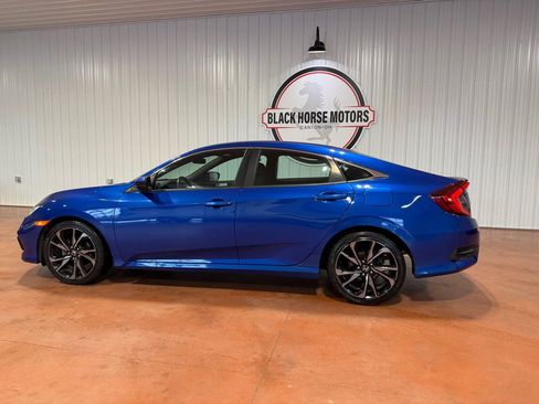 Used 2019 Honda Civic Sport image 11