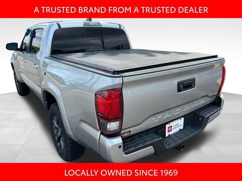 Certified 2023 Toyota Tacoma SR5 AWD/4WD image 4