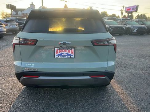 New 2026 Chevrolet Equinox LT image 6