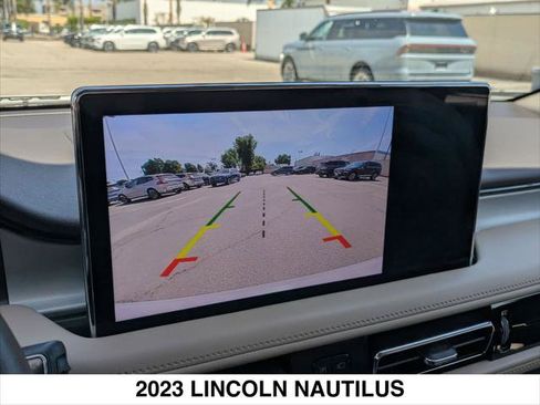 Certified 2023 Lincoln Nautilus AWD w/ Premium Package image 17