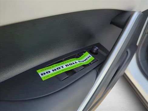 New 2026 Toyota Corolla Cross L image 11