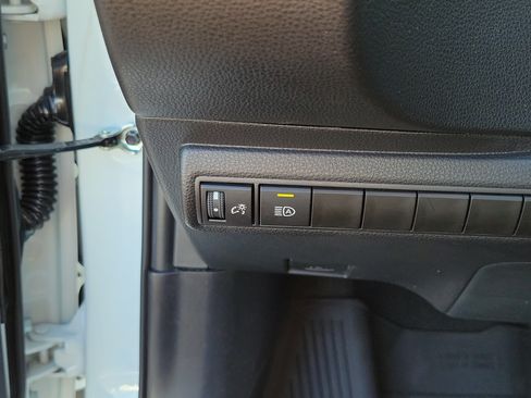 Used 2025 Toyota Corolla LE FWD image 26
