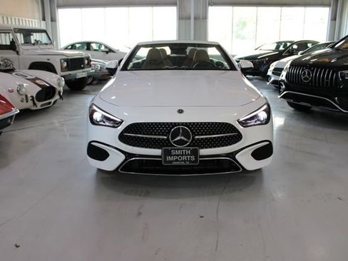 Used 2024 Mercedes-Benz CLE 300 4MATIC Cabriolet image 40