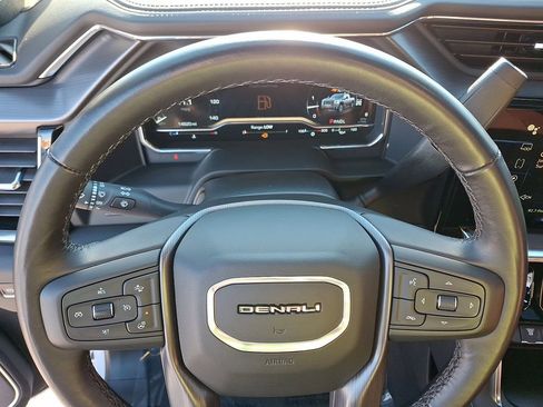 Used 2025 GMC Sierra 3500 Denali Ultimate w/ Snow Plow Prep/Camper Package image 21