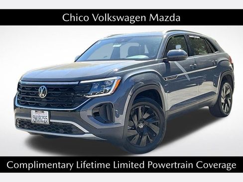 Used 2026 Volkswagen Atlas Cross Sport SE w/ Panoramic Sunroof Package FWD image 1